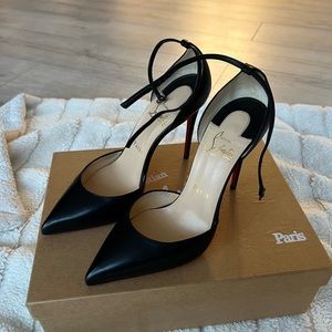 Christian Louboutin (uptown)